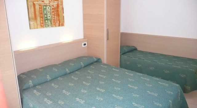 Residence Zenith, Забронировать Апартаменты/квартира Отели в центре Каорле, в центре