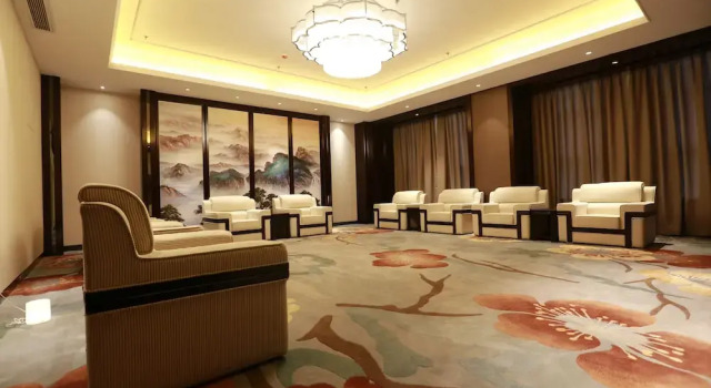 Tianyue Minshan Hotel, Boek Hotel Bazhong Sichuan