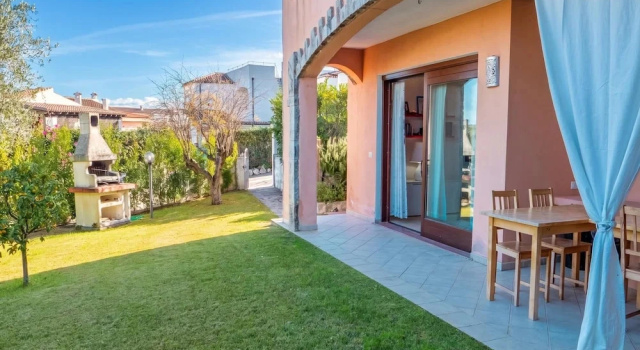 Коттедж Standard Villa Victoria 1.5 Km From The Beach