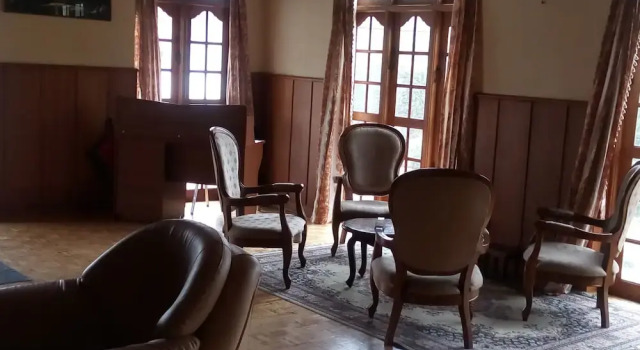 Royal Garden Hotel, Забронировать Отель Нувара-Элия 