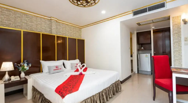 Двухместный номер Deluxe с балконом Khurana Inn