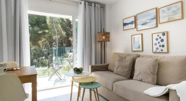 Sea apartment 1A with pool , 150 meters Canyamel Beach