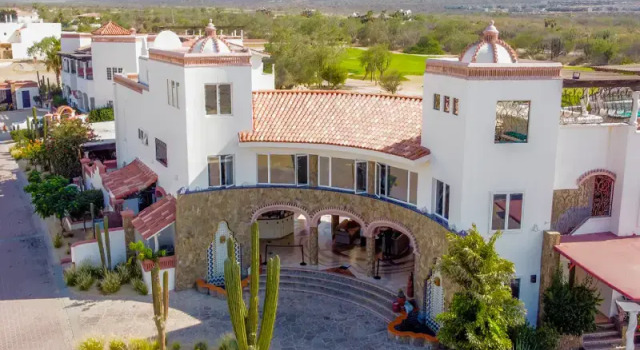 Кровать в общем номере Los Cabos Golf Resort, Trademark Collection by Wyndham
