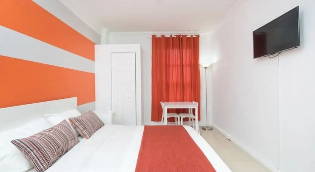 437 Studio Hollywood Beach Resort, Rezerwuj Ośrodek wypoczynkowy Hollywood Panhandle Florida