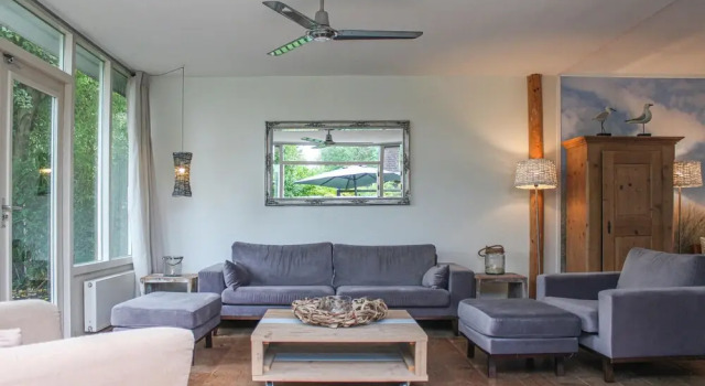 Amazing Home in Bruinisse With 2 Bedrooms, Sauna and Wifi, Забронировать Отель Брёйниссе Schouwen-Duiveland