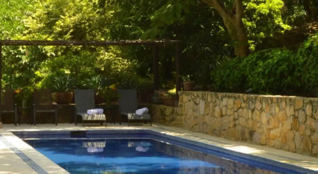 El Pistache Couples Boutique Hotel