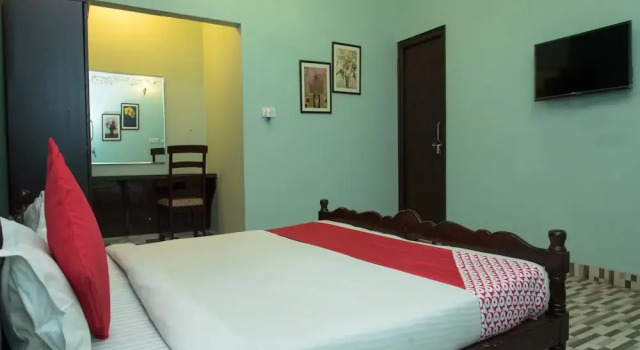 OYO 14119 Hotel Manwar, Забронировать Отель Отели штата Раджастхана с парковкой, Парковка