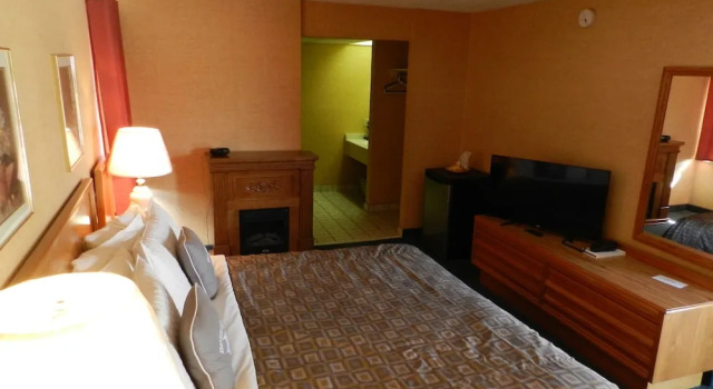 Номер Executive Kings Inn Near the Falls