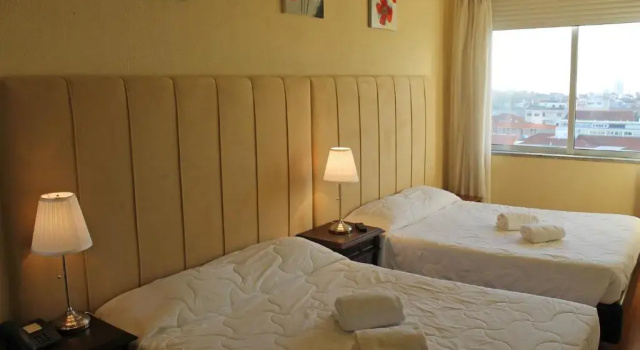 Четырёхместный номер Standard Santa Clara Porto