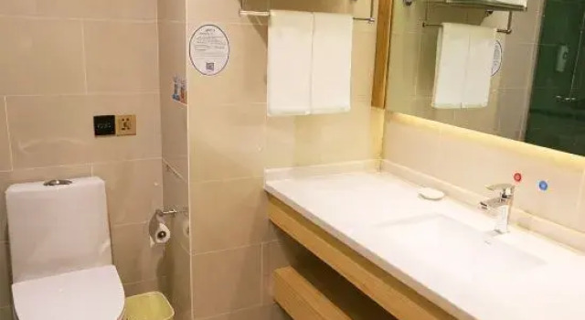 Люкс Business Vatica Hotel (Kashgar Daxue Xinquan Campus)