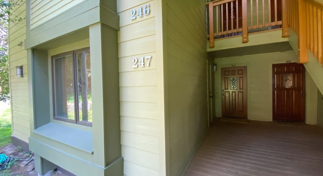Номер Standard Snowcreek II 247 Pet-Friendly, Cozy, On the Snowcreek Meadow by RedAwning