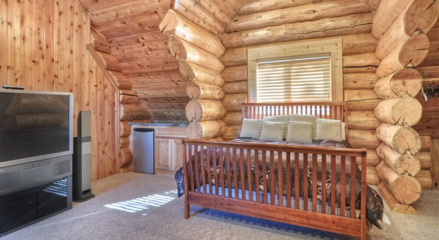 No. 46 High Timber Log Estate - 5 Br Home, Забронировать Дом для отпуска Биг-Бэар-Сити San Bernardino Mountains