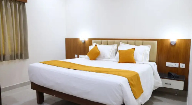 Номер Superior Hotel Nanda Mohan Residency -MSR Manssion Inn