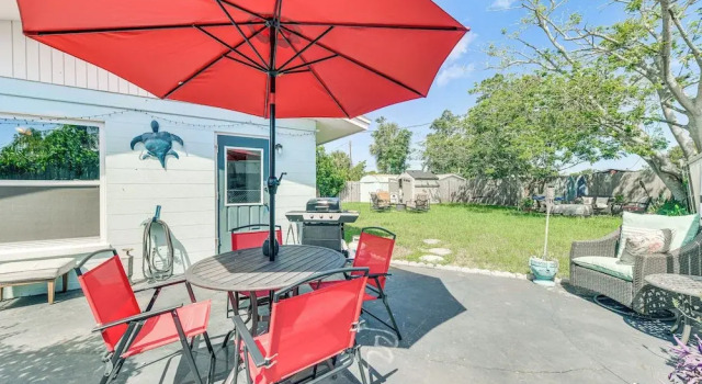 Коттедж Backyard Hangouts: Bradenton Home Near Dining!