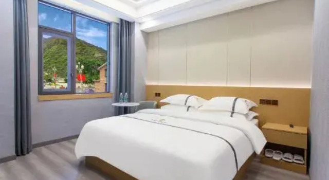 Mengqi Shanhe Homestay, Prenota Hotel Hotel a Kangding con parcheggio, Parcheggio