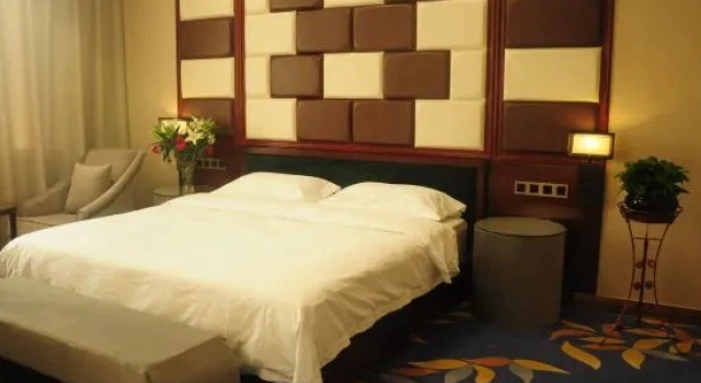 Люкс Deluxe The Kaze 34 Hotel and Serviced Residence