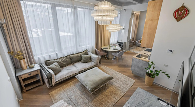 Smart Host on Nizhnyaya Krasnoselskaya street 35 building 49, Rezerwuj Apartament Sokolniki , w pobliżu Baumanskaya Metro Station