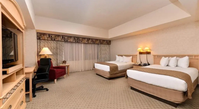 Edward Hotel & Convention Center, Брондау Қонақ үй Диърборн Detroit Metropolitan Area