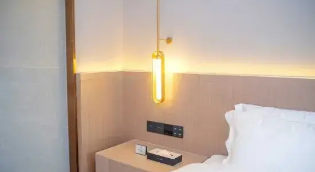 Люкс Lavande Hotel (Yanji Xizhan Wanda Plaza)