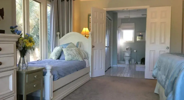 Коттедж Elegant 3 BR 3 BA Wild Dunes Gated Resort Villa with 2 Golf Courses, Beach and Pool