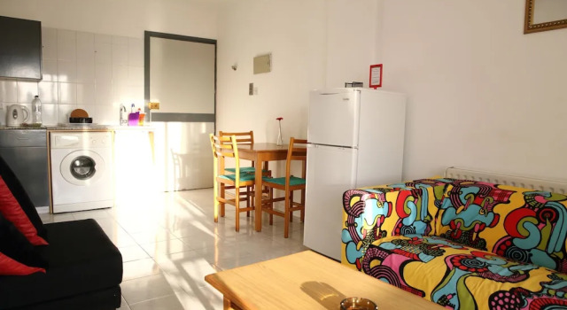 Апартаменты c 1 комнатой с балконом Alora Apartments
