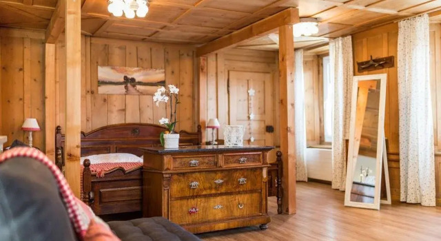Hotel Cualmet - Alpine Garni, Prenota Hotel Lantsch/Lenz 
