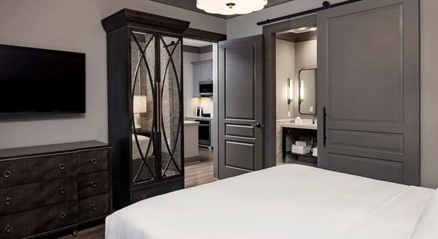 Двухместный люкс Hearing Accessible Deluxe c 1 комнатой Hilton Club Liberty Place Charleston