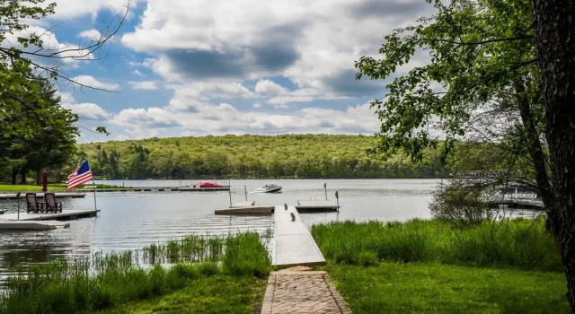Paradise At Deep Creek House, Buchen Sie Hotel Hotels in Maryland mit Parkplatz, Parkplätze
