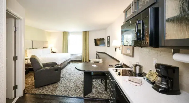 Номер Standard Candlewood Suites Lafayette by IHG