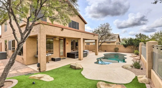 Коттедж Pool, Fire Pit: Central Cave Creek Retreat