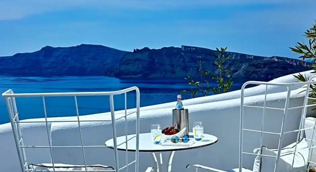 Люкс с видом на море Kirini Suites & Spa Hotel