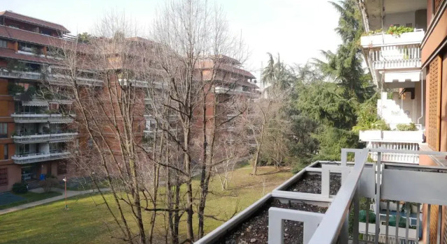 Апартаменты CASA ALBERATA trilocale nel verde a pochi min dal San Raffaele