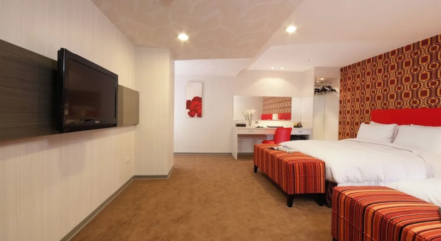 Standard Vierer Familie Zimmer Hotel Leisure 台中輕行旅