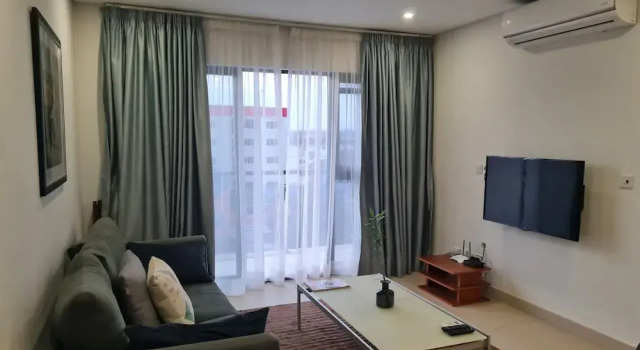 Lovely Furnished 1-bed Apartment in East Legon, Reserva ahora Apartamento Hoteles en Gran Acra con aparcamiento, Aparcamiento