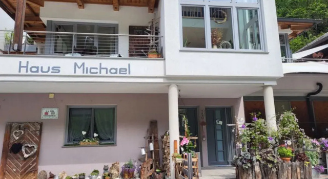 Michael (KPL634)