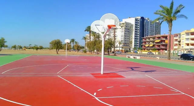 Апартаменты Apartment in Empuriabrava With Canal View