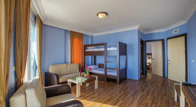 Двухместный люкс Hawaii Suite Beach Hotel