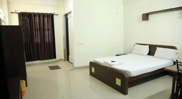 Номер Classic Kalyan Tourist Home