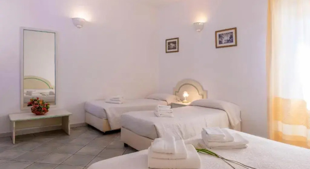 Четырёхместный номер Standard Hotel Cavour