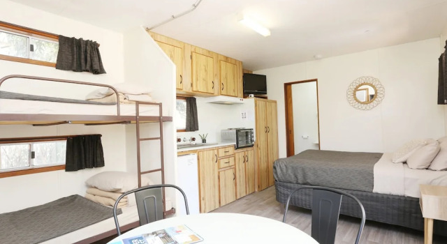 Студия Moonta Bay Accommodation