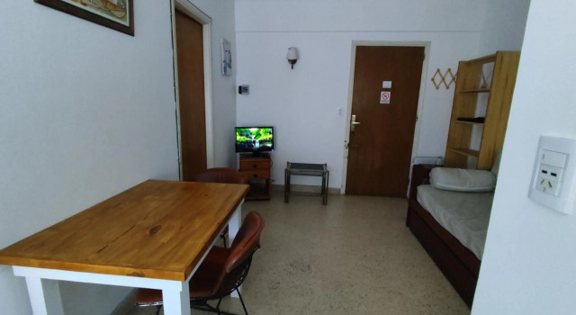 Departamento centrico 4 personas con wi fi y tv, Забронировать Отель Мар-дель-Плата 