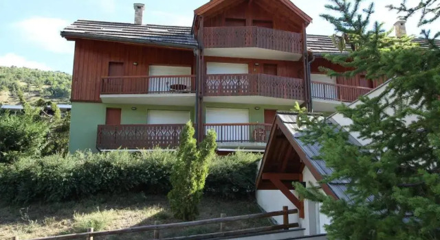 Appartement Saint-Chaffrey , 3 pièces, 4 personnes - FR-1-330E-115, Забронировать Апартаменты/квартира Сен-Шафре 