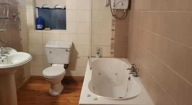 The Mews, Prenota Hotel Cootehill Cavan