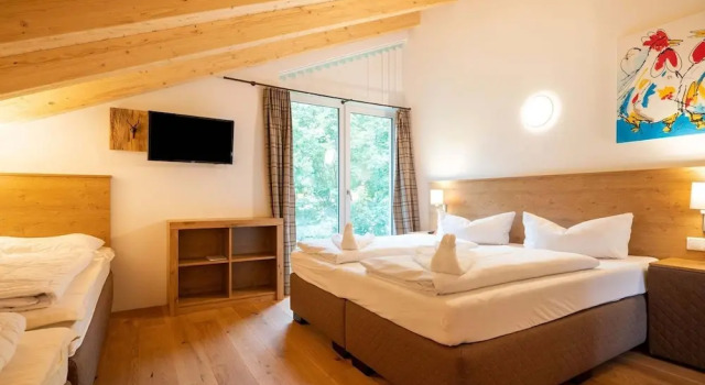 Chalet in Zell am See Near Ski Slopes