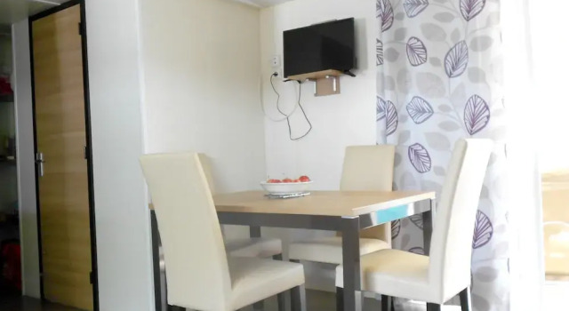 Property With 3 Bedrooms in Vias, With Shared Pool, Furnished Terrace and Wifi - 300 m From the Beach, Book Hotel Vias Plage Languedoc-Roussillon