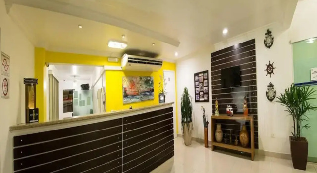 Hotel do Sol Executive, Забронировать Отель Сан-Себастьян Sao Sebastiao Coast, рядом с Пляж Arrastao Beach