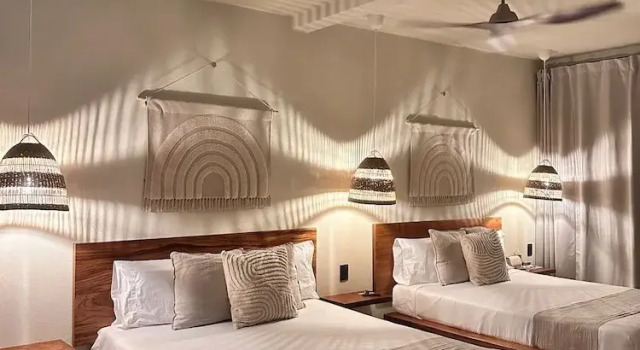 Четырёхместный семейный номер Standard с балконом Casa Nogales