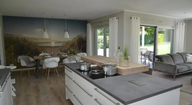 Ferienhaus Beach House Scharbeutz, Забронировать Отель Шарбойц Holstein Switzerland, рядом с Пляж Hundestrand