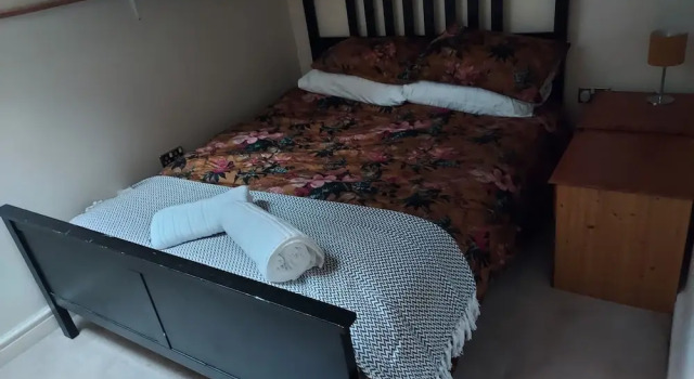 Malvern Cozy Apartment Retreat King bed & Sofa bed