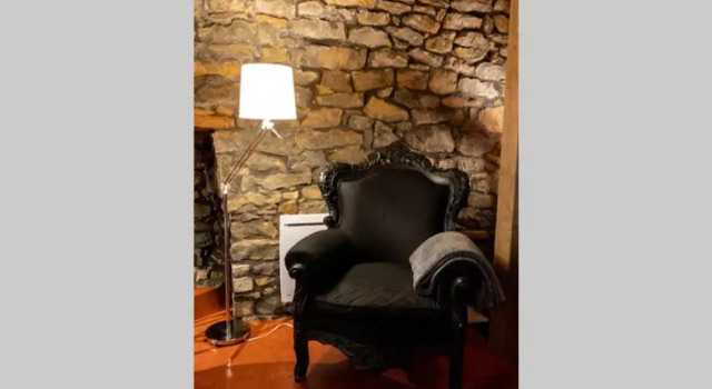 Caveau Contemporain Kv'o37 (Adults Only), Забронировать Апартаменты/квартира Отели Горного массива Юры с парковкой, Парковка